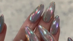 AURORA NOKTI OSVAJAJU BJUTI SVET Ovo će biti najtraženiji manikir u salonima, elegantan i efektan