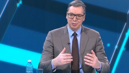 OD DRŽAVE MNOGO VIŠE PAŽNJE PENZIONERIMA Predsednik Srbije Aleksandar Vučić: „Nisam zadovoljan brzinom rasta penzija, u narednom periodu brže će rasti i pratiti plate“