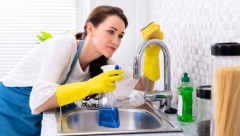 DA KUHINJA BUDE ČISTA KAO SUZA Održavanje čistoće nikad nije bilo lakše, samo primenite 8 brzih trikova