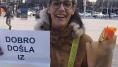 "DOBRODOŠLA IZ ZATVORA LJUBAVI": Gledajte kako ju je muž dočekao usred Beograda nakon 5 godina iza rešetaka (VIDEO)