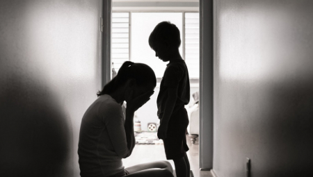 MAJKA PRODALA ROĐENU DECU ZA 200 DINARA Vlasnici ih mučili i vređali, proživljavali su pakao, a jedna slika i dalje šokira!