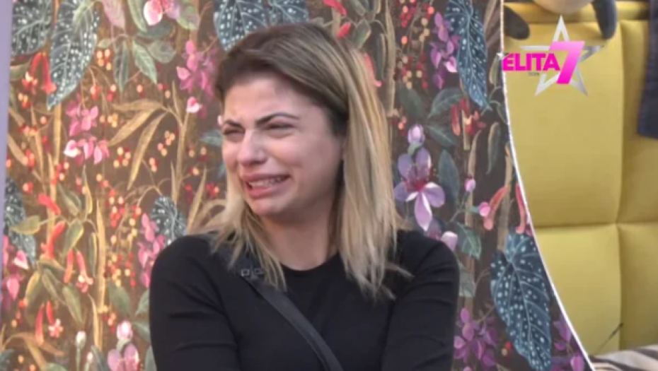 ANĐELA ŠPARAVALO PRIZNALA DA JE SVE SLAGALA! Skandal u emisiji uživo, čak je i Milan Milošević ostao bez teksta!