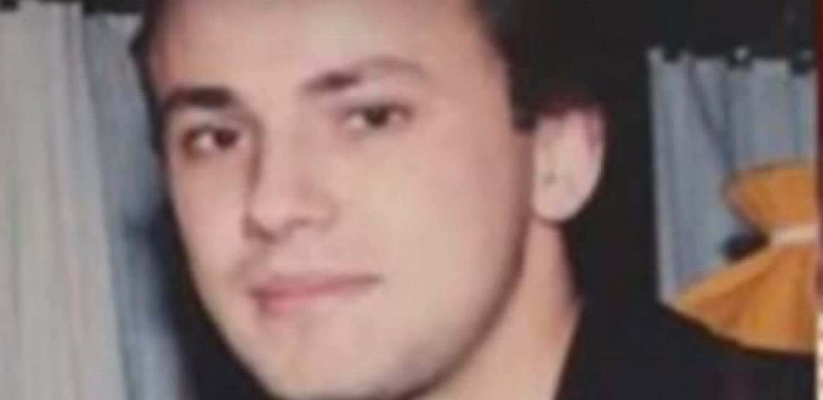 NIKAD NEĆETE POGODITI KO JE OVAJ FRAJER! Povezuju ga sa žestokim momcima, a ćerka mu je poznata starleta