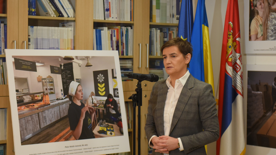 BRNABIĆ NA OTVARANJU IZLOŽBE: "Ukrajina nam je prijatelj, računajte na našu pomoć i podršku" (FOTO)