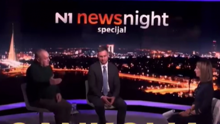 ĐILASOVCI HOĆE DA IH STRANCI DOVEDU NA VLAST Koalicija "Srbija protiv nasilja" traži ukidanje države Srbije