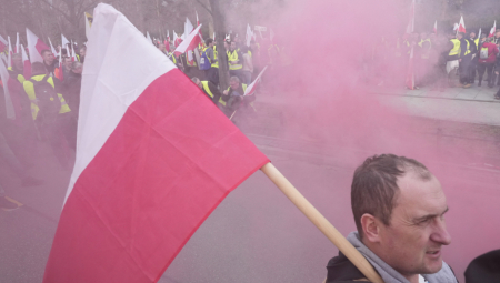 "ZAŠTO MI DA GLADUJEMO DOK ONI RATUJU?" Haos na granici Poljske i Ukrajine, sve stoji!