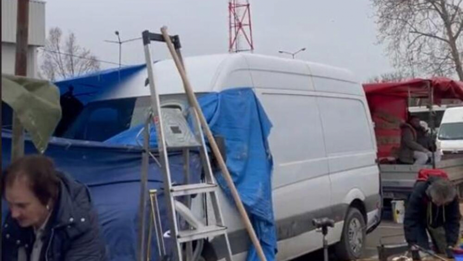 "NE TREBA VAM DOKTOR, OPERIŠITE SE SAMI" Medicinski instrumenti iz operacione sale završili na buvljaku, društvene mreže gore!