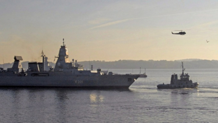 NEMAČKI RATNI BROD OTVORIO VATRU NA AMERIČKU LETELICU Hitno se oglasio ministar odbrane