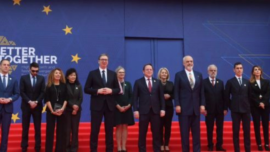 VUČIĆ SE OGLASIO IZ TIRANE "Veliki potencijali za nova radna mesta, niže cene, inovacije, razvoj" (FOTO)