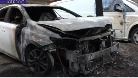 NAPAD NA SRBE U LEPOSAVIĆU! Zapaljen automobil načelnici opštinske uprave u srpskom sistemu (VIDEO)