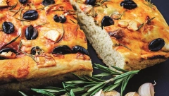 FOKAČA Italijanska pogača mami osmeh na lice, kao izmišljena za uživanje