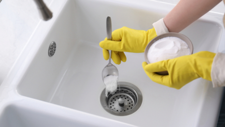 MAJSTORI PREPORUČUJU Najbolji recept za otpušavanje odvoda, košta manje od 3000 dinara, i trajaće nedeljama!