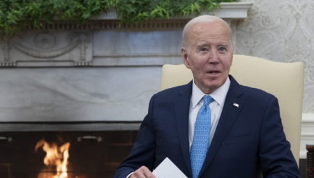 KRALJ GAFOVA Bajden ne zna više gde bije