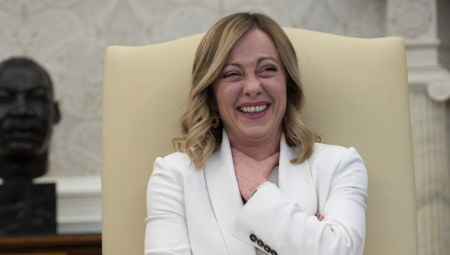 "MELONI JE NEONACISTA U DUŠI" Italijanski akademik pred sudom, usudio se da udari na Đorđu