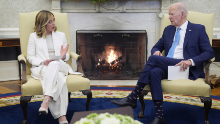 BELA KUĆA POTVRDILA Bajden i Meloni o podršci Ukrajini