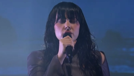 VLAŠKE VRAČARE SU JOJ PREDVIDELE USPEH! Majka Teya Dore otkrila čime se bavi, ovo su svi detalji