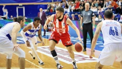 "STOTKA" KAO OD ŠALE Zvezdina šetnja kroz Bar, "fenjeraš" nije imao šanse protiv zahuktalog evroligaša