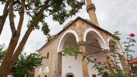 ISLAMSKI VERNICI SE SPREMAJU ZA RAMAZAN Evo kog datuma je prvi dan posta