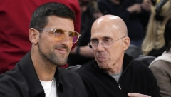 ŠOKANTNO Novak privukao pažnju EKSTRAVAGANTNIM naočarima, NEĆETE VEROVATI koliko koštaju