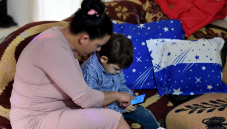 OVO JE PREŽIVLJAVANJE, NIJE ŽIVOT, AKO NE BUDE PARA MORAĆU DA... Majka petoro dece sa KiM prolazi golgotu zbog zabrane dinara