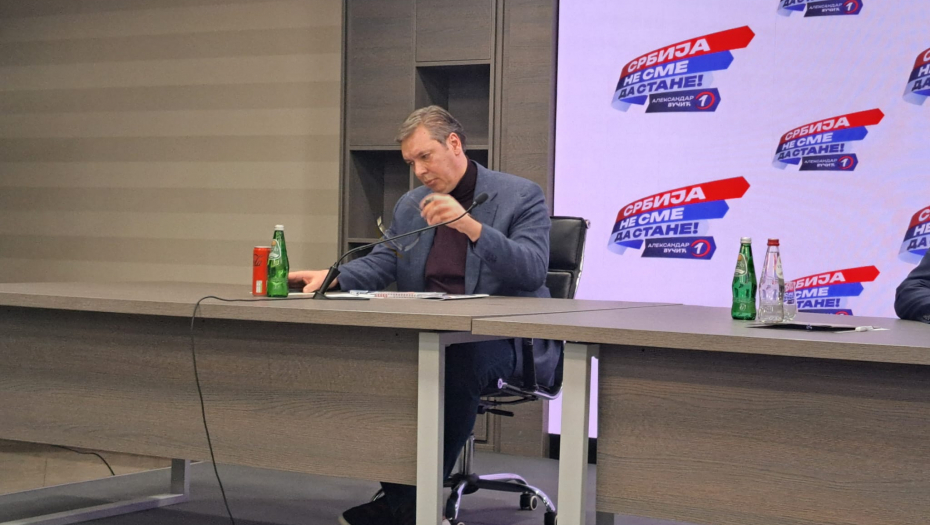 POKRET SE NE FORMIRA ZA IZBORE Vučić direktan: Pokret se pravi da bi se zemlji pomoglo u najtežim uslovima