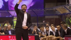 SRBIN GRABI KA VELIKOJ SENZACIJI Nekadašnji košarkaš Partizana odveo Britance u četvrtfinale Evrokupa