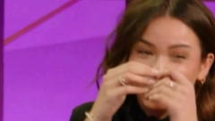 BRESKVICA POKAZALA U KAKVOM LUKSUZU ŽIVI: Bazen na krovu i pogled od milion dolara, a evo ko joj pravi društvo