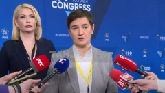 PREMIJERKA BRNABIĆ SE OBRATILA IZ BUKUREŠTA Završen sastanak sa Micotakisom: Pitala sam ga za jučerašnji dan, nije bilo naivno