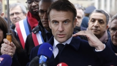 FRANCUSKI POLITIČARI UPOZORILI MAKRONA: "Ne uvlači Francusku u sukob sa Rusijom"