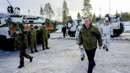 "CELA NEMAČKA DA SE SPREMI" Komandant Bundesvera: Za pet godina rat sa Rusijom!