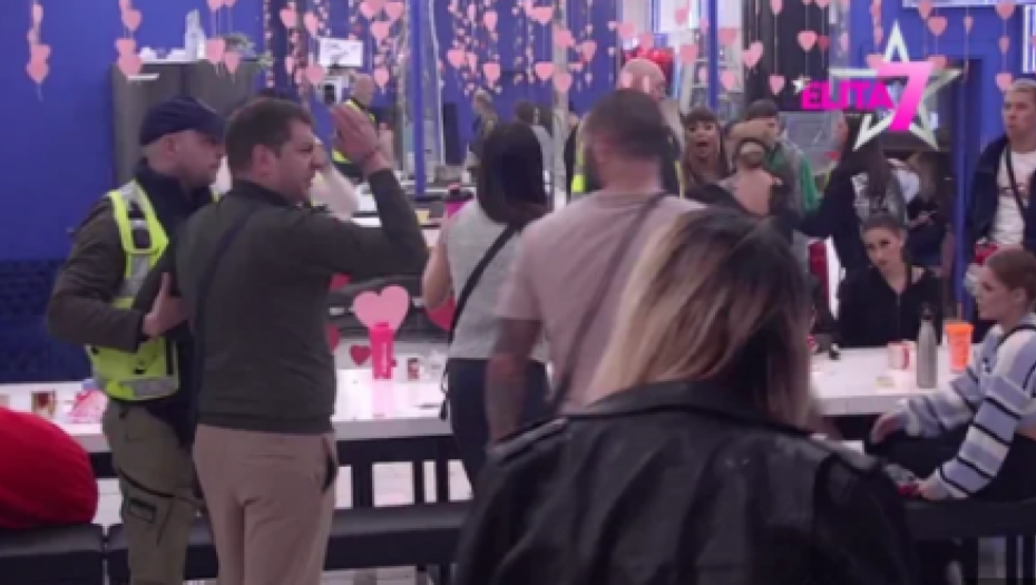 MILJANA POLILA IVANA VRELOM KAFOM! Pojavio se jezivi snimak sukoba, Marinković doživeo pomračenje, vanredno stanje u Eliti!