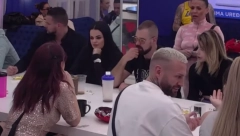 BRIJE INTIMNE DLAKE U KREVETU Učesnica Elite zgrozila aljkavošću, javno raskrinkana pred milionima!