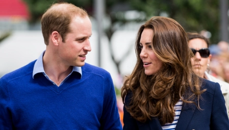 PRVA FOTOGRAFIJA KEJT MIDLTON POSLE OPERACIJE Princezu slikali ispred kuće, evo kako sada izgleda