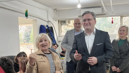"DOŠAO JE RED DA SE BAVIMO TEŠKO ZAPOŠLJIVIM KATEGORIJAMA" Ministar Selaković započeo promociju socijalnog preduzetništva