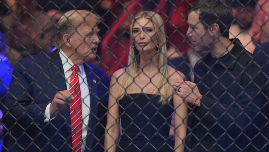 ČAK JE I TRAMP DOŠAO O ovom brutalnom udarcu KOLENOM priča ceo svet, fotografije od kojih se LEDI KRV U ŽILAMA (FOTO/VIDEO)
