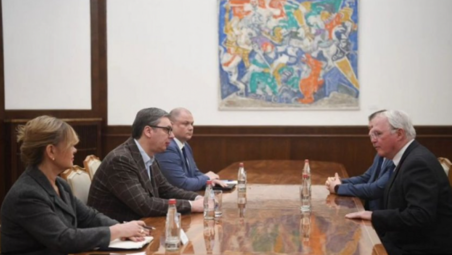 VUČIĆ SE SASTAO SA HILOM Važni razgovori o položaju Srba na KiM i komplikovanoj geopolitičkoj situaciji (FOTO)