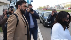 MAJKA JE MAJKA, NEMA ŠTA, ONA I MENE SMIRUJE Ognjen Amidžić priznaje da se Mina bolje snalazi sa bebom, a od ovoga se posebno plaši
