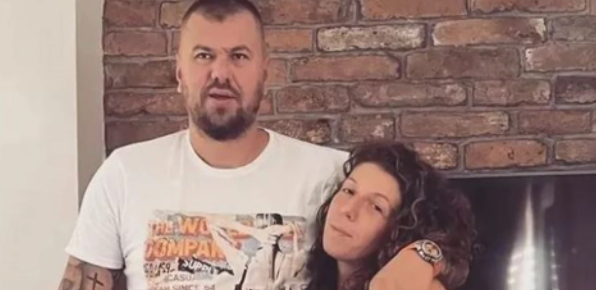 JANJUŠEVA ŽENA UŽIVA SA DRUGIM MUŠKARCEM! Provode se i putuju, sve se saznalo, otkrio ih ovaj detalj!