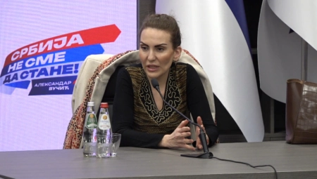 "TO JE TRAJALO OKO 15 MINUTA..." Napadnuta Jelena Milosavljević poslala jasnu poruku: Zastrašivanje je nedopustivo!