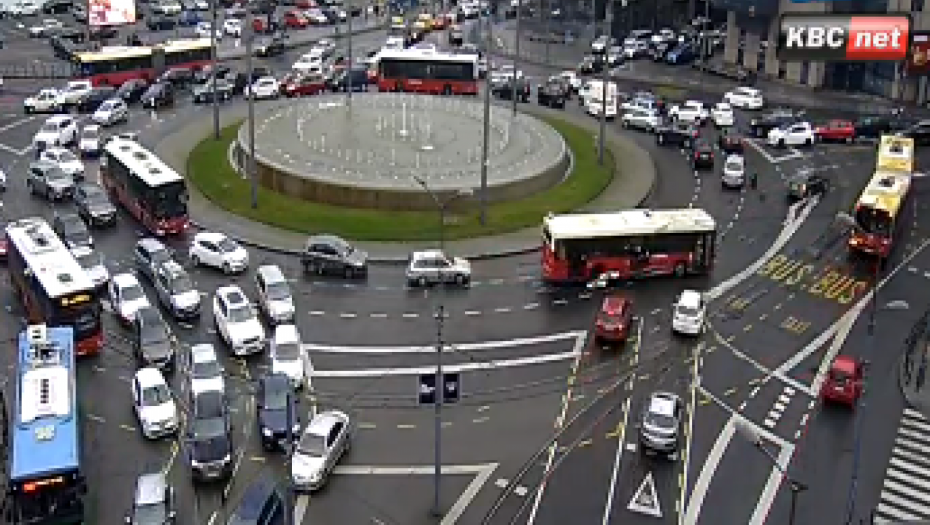 KOLAPS OD JUTRA RANA, NA SLAVIJI SVE STOJI Danas se naoružajte strljenjem - u prestonici pravi haos! (FOTO)