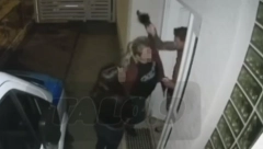 MIONIN BIVŠI GURNUO DEVOJKU? Pojavio se snimak sa sigurnosnih kamera, sukob usred noći!