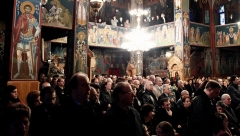 "NA DANAŠNJI DAN SE UKAZAO KRST GOSPODNJI, NEVERNICI POSTAŠE VERNICI!" Danas slavimo veliki praznik - ovo je veliki GREH raditi!