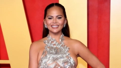 HRABAR POTEZ Manekenka Krisi Tajgen bez blama pokazala ožiljke na grudima čime je oduševila fanove