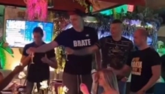JOKIĆ "ZAPALIO" INTERNET MVP sa još jednim srpskim košarkašem u kafani, nazdravlja se RAKIJOM (VIDEO)