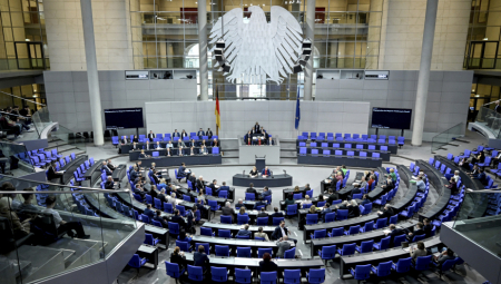 BUNDESTAG "PRELOMIO" Nemačka donela važnu odluku, ko hoće da ide...