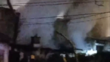 GUST DIM KULJA NA SVE STRANE Izbio požar na Zvezdari (VIDEO)
