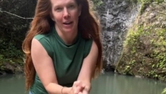 Pušta muža da spava sa drugim ženama: Zna ko su mu partnerke, a deca sve to gledaju