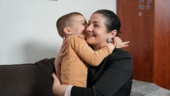 "TIRŠOVA NAM JE DRUGA KUĆA" Marija je rodila zdravo dete, a onda je saznala strašnu dijagnozu (VIDEO)