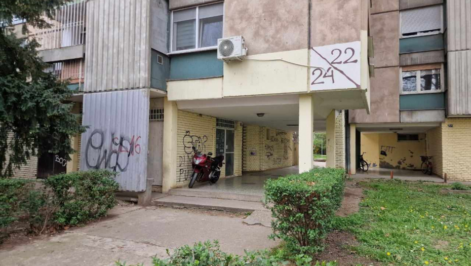 JEZIVA TRAGEDIJA U NOVOM SADU Nepoznata osoba pala sa zgrade (FOTO)