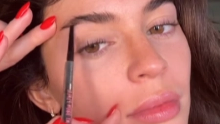 POVRATAK U ,,KING KYLIE" ERU Milijarderka rekreirala šminku iz 2017. koju smo svi obožavali, bukvalno je pokidala!